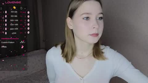 esdeevicky online show from January 15, 2:23 pm