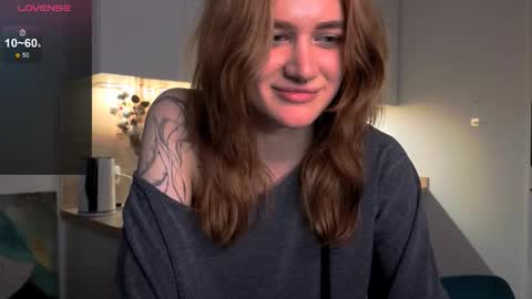 EshleGreen online show from March 8, 2:04 am