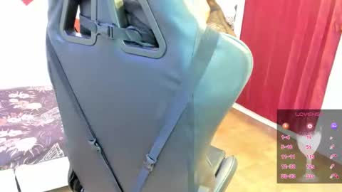 esme online show from February 26, 8:41 pm