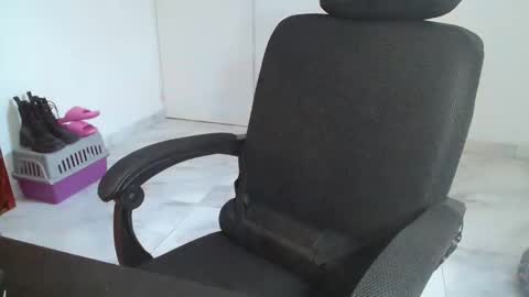 estefania_starlovee online show from March 24, 10:37 pm