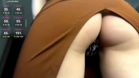 Snapshot of estelleschepper chatting on October 11, 1:25 pm Kate online show from October 11, 1:25 pm