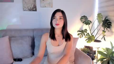 Is secret online show from April 15, 8:09 pm