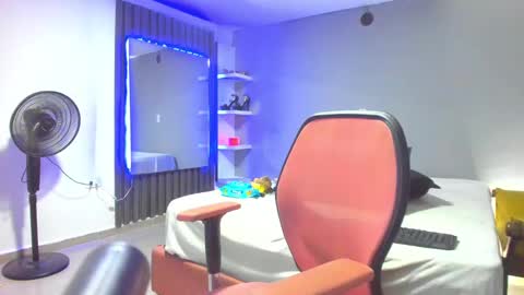 AmberDisny online show from October 20, 12:35 am