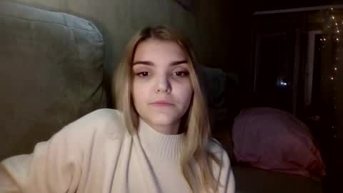 Viola online show from January 8, 6:45 pm