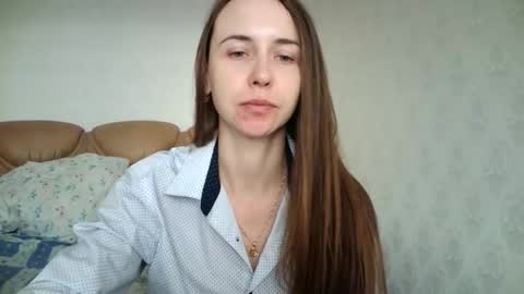 eva00186 online show from November 18, 9:10 am