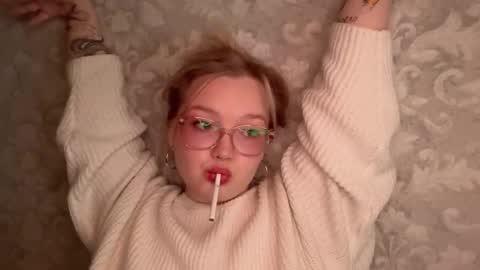 eva_kittenn online show from September 20, 7:12 pm