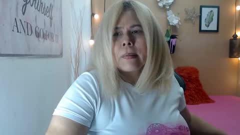 eva_love49 online show from November 29, 12:20 pm