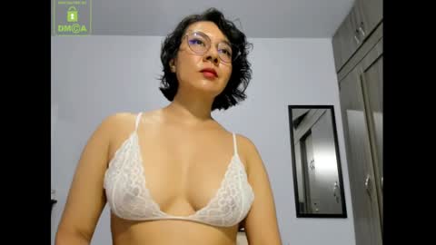 Snapshot of eva_rain01 chatting on December 23, 3:01 pm Eva online show from December 23, 3:01 pm