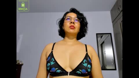 Snapshot of eva_rain01 chatting on February 8, 10:51 pm Eva online show from February 8, 10:51 pm