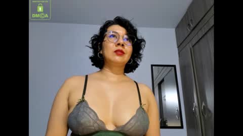 Snapshot of eva_rain01 chatting on February 13, 7:10 pm Eva online show from February 13, 7:10 pm