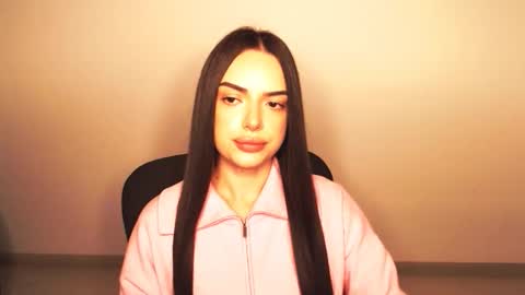 Eva online show from October 18, 6:53 pm