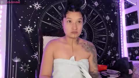 Snapshot of eva_sanderslee chatting on September 21, 6:23 am Eva  online show from September 21, 6:23 am