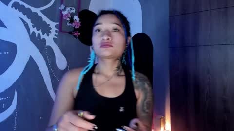 Snapshot of eva_sanderslee chatting on December 6, 3:41 am Eva  online show from December 6, 3:41 am