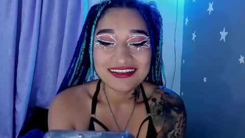 Snapshot of eva_sanderslee chatting on December 18, 5:48 am Eva  online show from December 18, 5:48 am