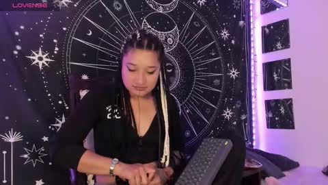 Snapshot of eva_sanderslee chatting on September 28, 8:30 am Eva  online show from September 28, 8:30 am