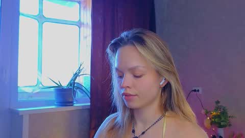Hi there i am Eva and i wish create a nice community with you so join my Ticket Show for more pleasure online show from March 19, 11:14 am