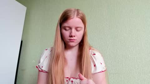 Snapshot of eva_tomiok chatting on September 21, 6:23 am Eva online show from September 21, 6:23 am