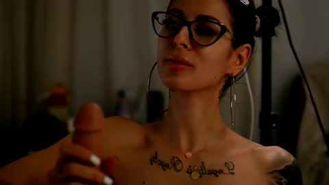 Eva  online show from January 10, 4:28 am