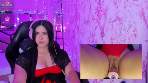 EvaBloom online show from February 20, 10:10 pm