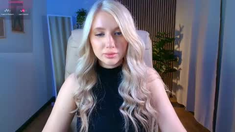 Eva  online show from April 19, 9:20 am