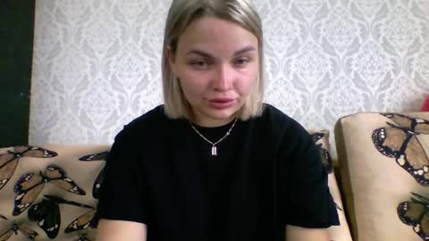 evadelicious_ online show from July 9, 9:33 am