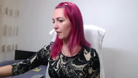 EvadesireONE online show from November 16, 1:22 pm