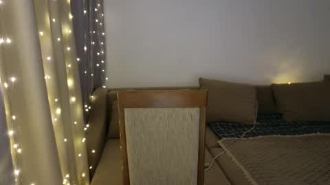 Eva online show from December 14, 10:48 pm