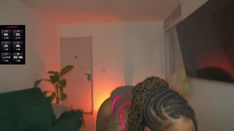 evajacksss_ online show from December 14, 10:18 pm