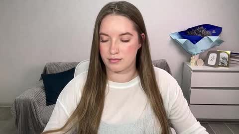 Eva online show from November 17, 6:52 pm