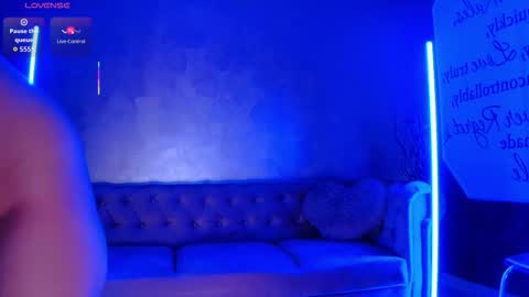 Eva online show from October 3, 7:52 pm