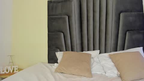 Eva online show from February 3, 8:03 pm