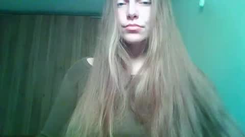 evasapples2026 online show from March 14, 11:50 pm