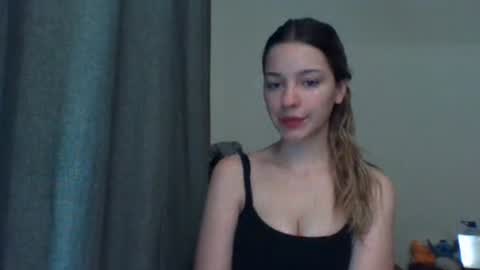EvelinaMagnetic online show from June 16, 8:32 pm
