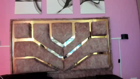 evelyn_lovv online show from February 14, 4:25 am