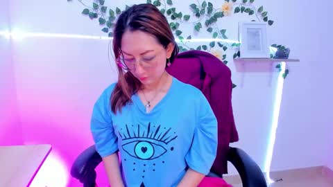 evelyn_miller___ online show from March 14, 8:10 pm