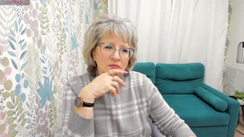 Snapshot of evelynblissful chatting on January 21, 5:05 am Evelyn online show from January 21, 5:05 am