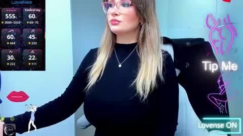 evelyne_rose online show from November 26, 6:14 am
