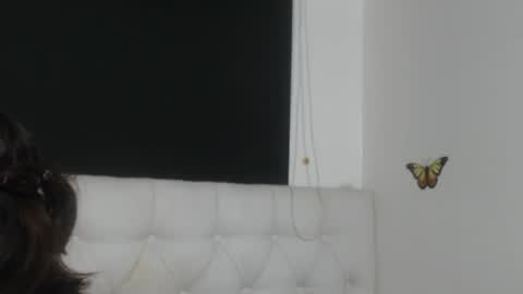 Evelyne online show from April 6, 4:46 am