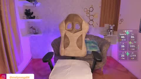 Bigboobs Evelyn Vega online show from January 15, 4:29 am