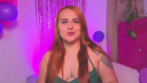 Snapshot of evy_orange1 chatting on September 21, 1:59 am EVY online show from September 21, 1:59 am