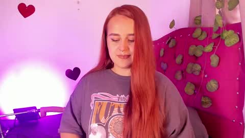 Snapshot of evy_orange1 chatting on February 28, 7:14 pm EVY online show from February 28, 7:14 pm