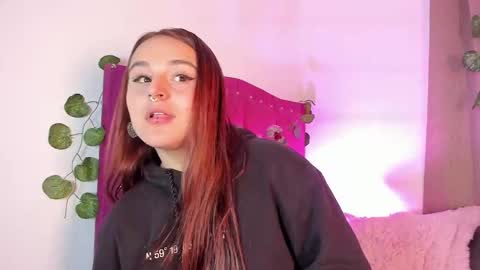 Snapshot of evy_orange1 chatting on January 19, 3:08 am EVY online show from January 19, 3:08 am