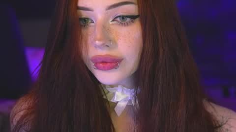 Alyson online show from April 8, 8:55 pm