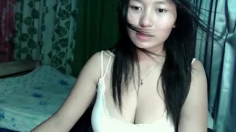 excotic_mia online show from May 16, 7:55 am