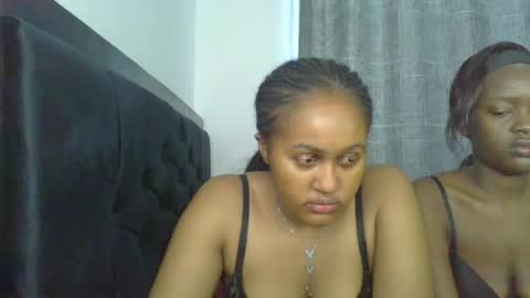 exotic_cutiee online show from June 25, 5:34 am