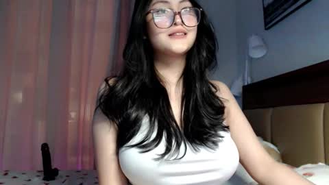 Candy  online show from February 28, 11:53 am