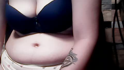 extremelydmilkyboobs online show from June 29, 10:15 am