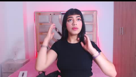 eylin_sofia online show from February 25, 4:24 am