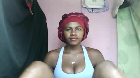 Fabriola9794 online show from April 10, 12:44 pm