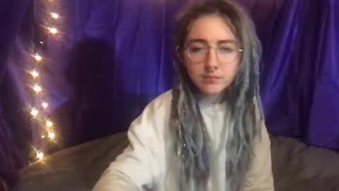 Fae online show from February 5, 8:32 am